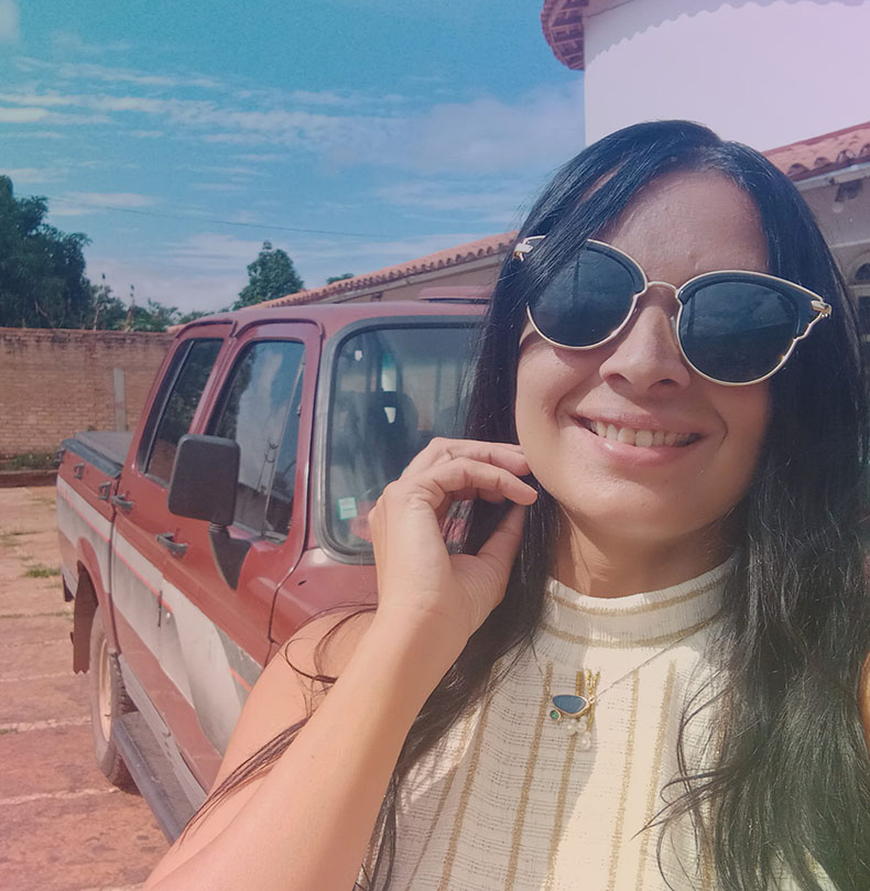 Resultado de imagem para advogada Izadora Mourão